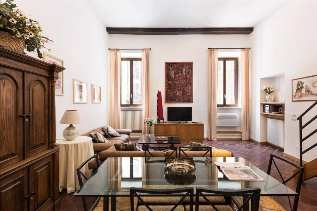 Idyllia -Teatro Pompeo Apartment Řím Exteriér fotografie